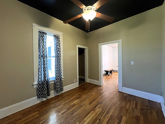 5th image of 252 N Oakdale Ave