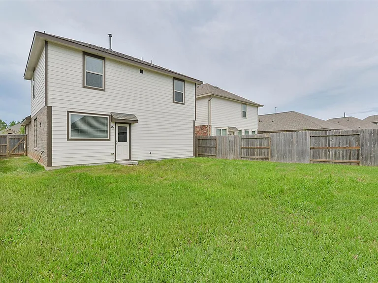 3015 Wedgewood Cove Way — Photo 33