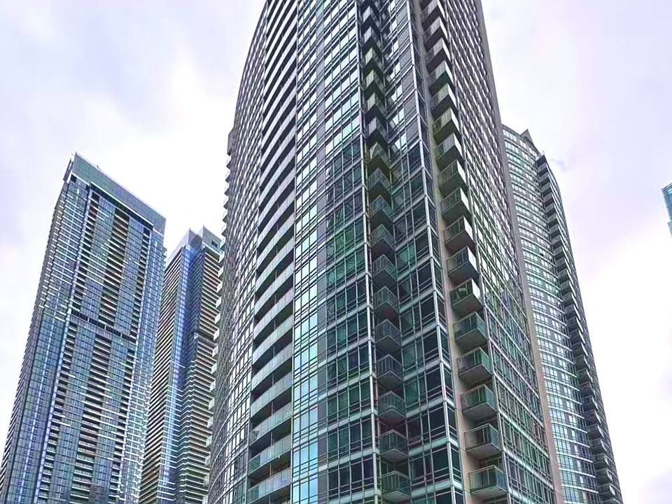 1st image of 397 Front St W #1808
