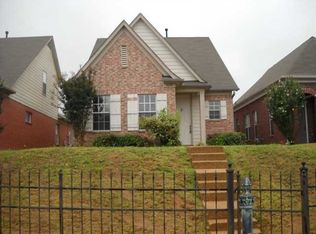 10179 Macon Rd, Cordova, TN 38016