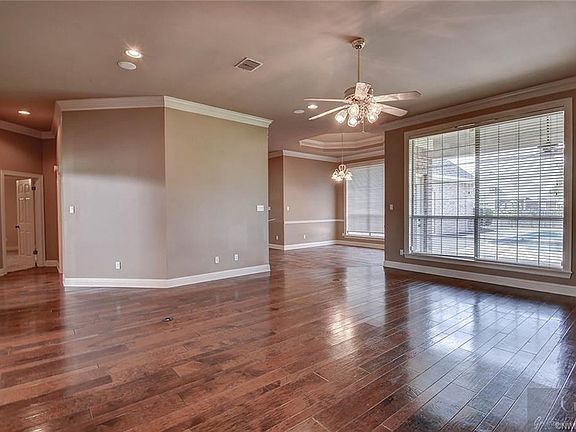 5th image of 5726 Lake Side Dr