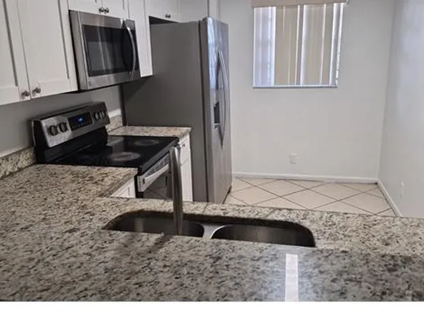 2966 Coral Springs Dr #2966, Pompano Beach, FL 33065