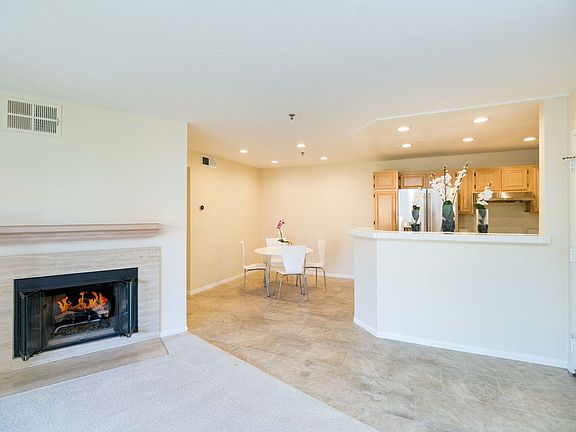 2nd image of 675 Oak Run Trl Unit 209