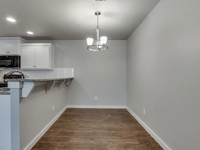 1407 Macalpine St — Photo 15
