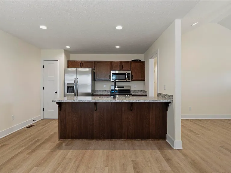 498 Tundra Ave — Photo 10