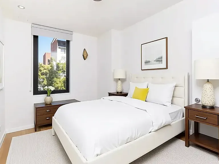 402 E 118th St #3 — Photo 3