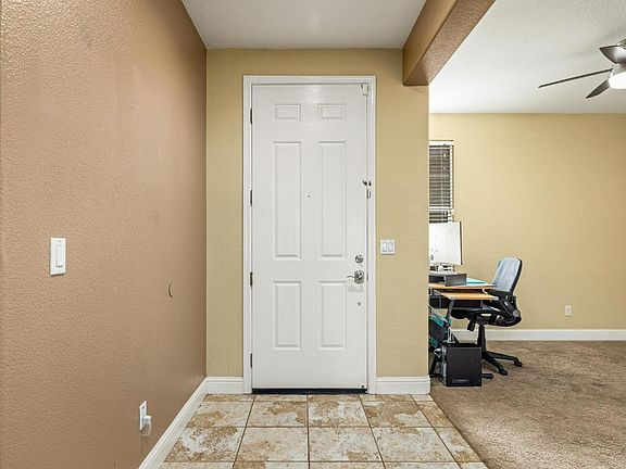 5th image of 13248 Emerald Bay Ct