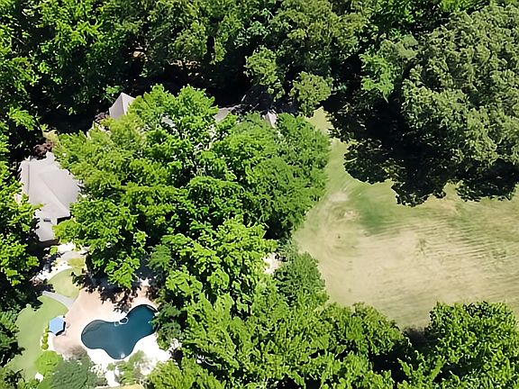 2nd image of 1755 Tall Forest Ln