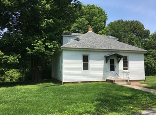 400 Peila Hl, Collinsville, IL 62234