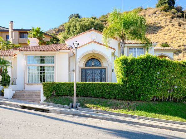 3331 Oakmont View Dr