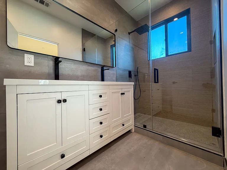 17353 Gresham St — Photo 10