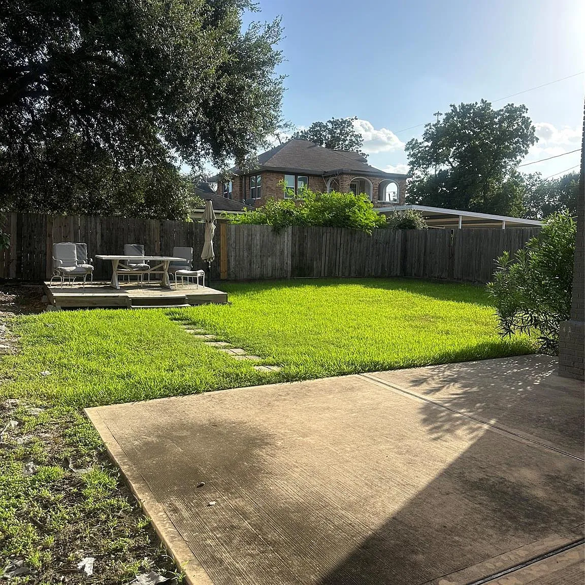 4 bed, 2072 sqft, $3,500 — Photo 3