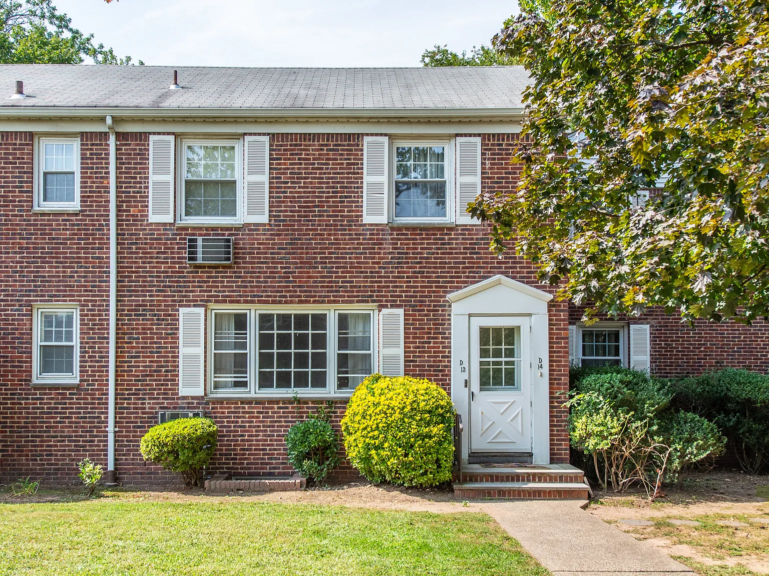 1 bed, 590 sqft, $1,950 — Photo 4
