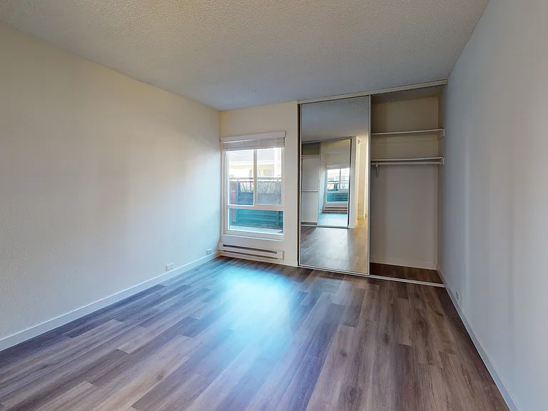 Eight 80 Newport Beach — Photo 170