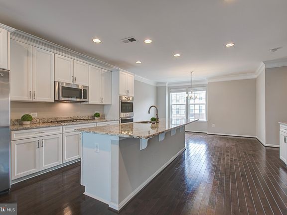 4th image of 6915 Bryson Cir