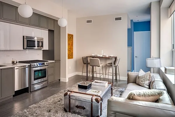 Rented by Park River | media 30