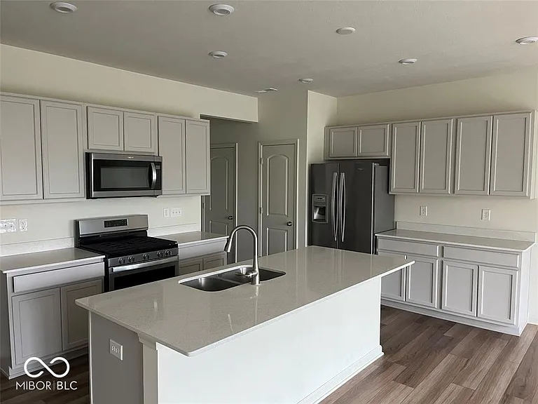 14182 Bay Willow Dr — Photo 4