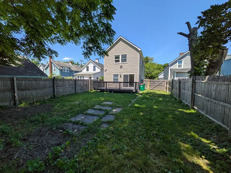 10 S Walnut St — Photo 20