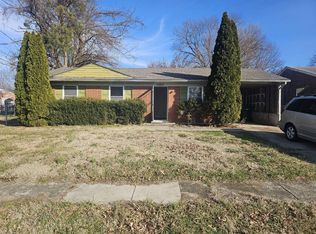 9403 Armoridge Pl, Louisville, KY 40229
