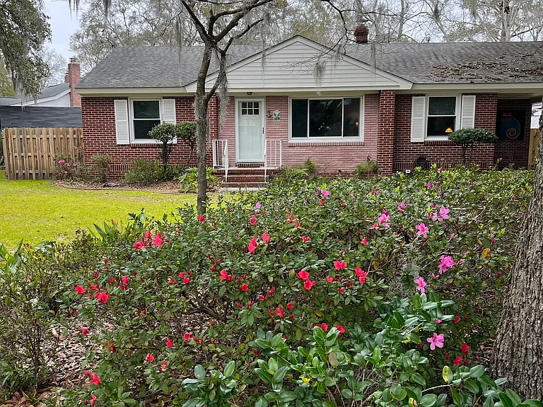 Brian Rd — Photo 4