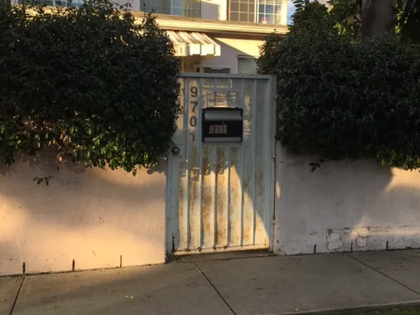 9701 National Blvd #9701, Los Angeles, CA 90034