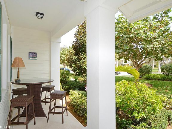3rd image of 1483 N Jeaga Dr