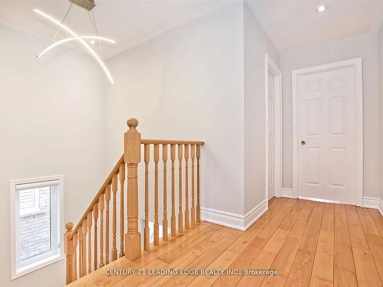 40 Kentley St — Photo 14