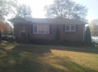 115 Bedrock Rd, Spartanburg, SC 29303