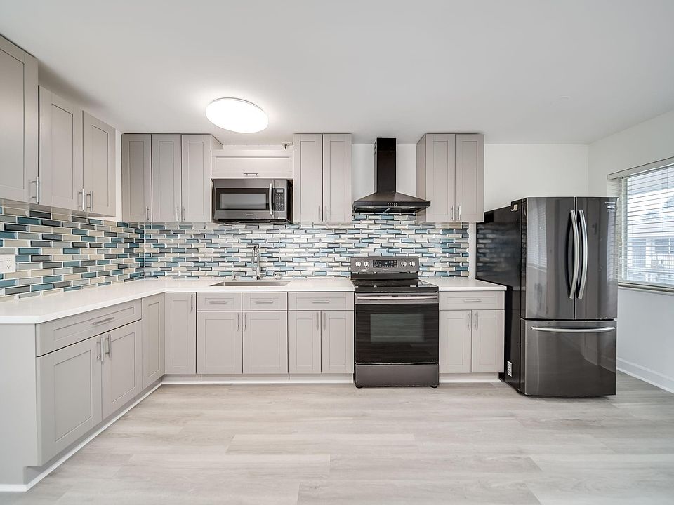 1st image of 1814 E Oakland Boulevard #58