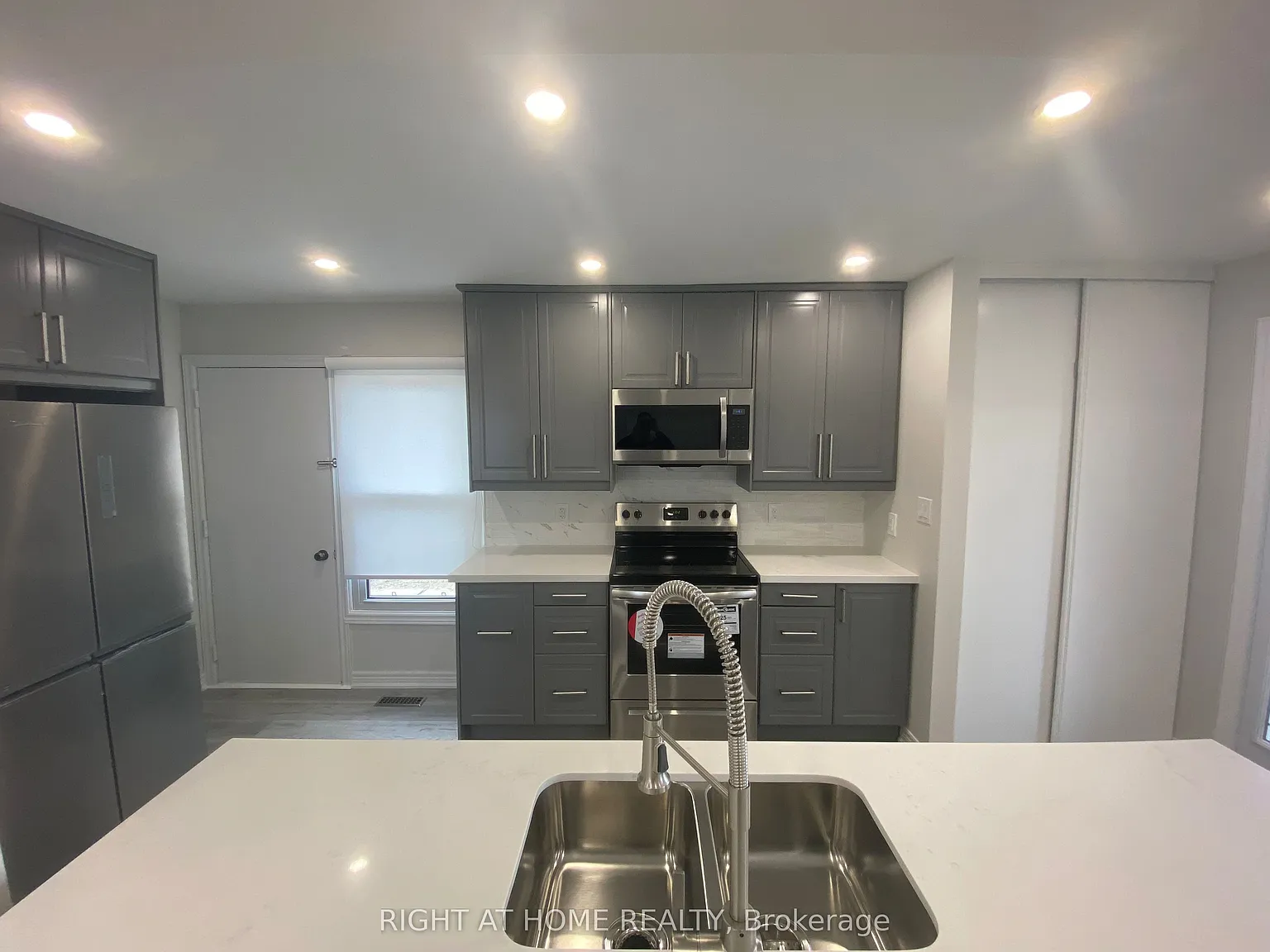 3 bed, $2,800 — Photo 3