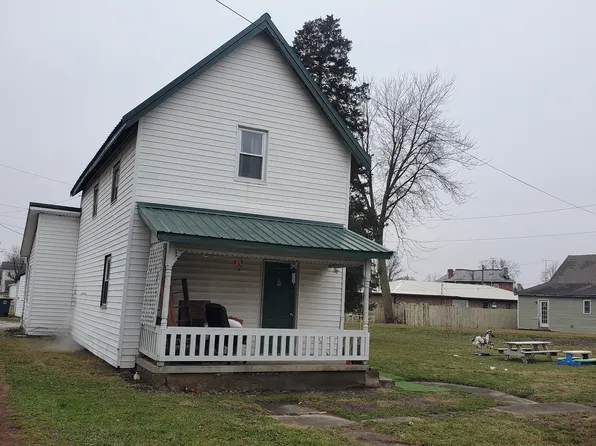 425 Cottage Ave, Rushville, IN 46173