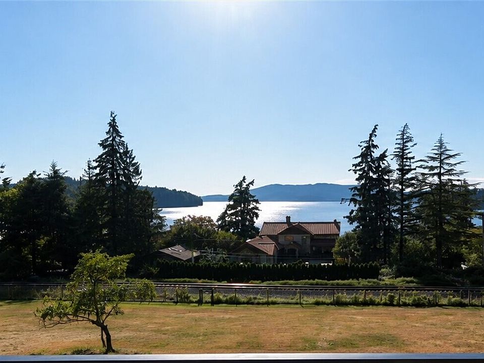 1st image of 907 Chuckanut Drive