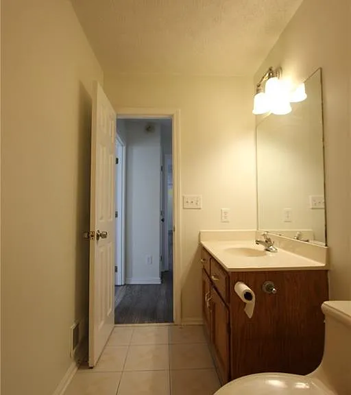 818 Springlake Rd — Photo 38