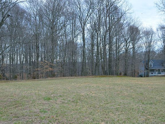 An additional lot brings the total acreage to 2.73 acres.