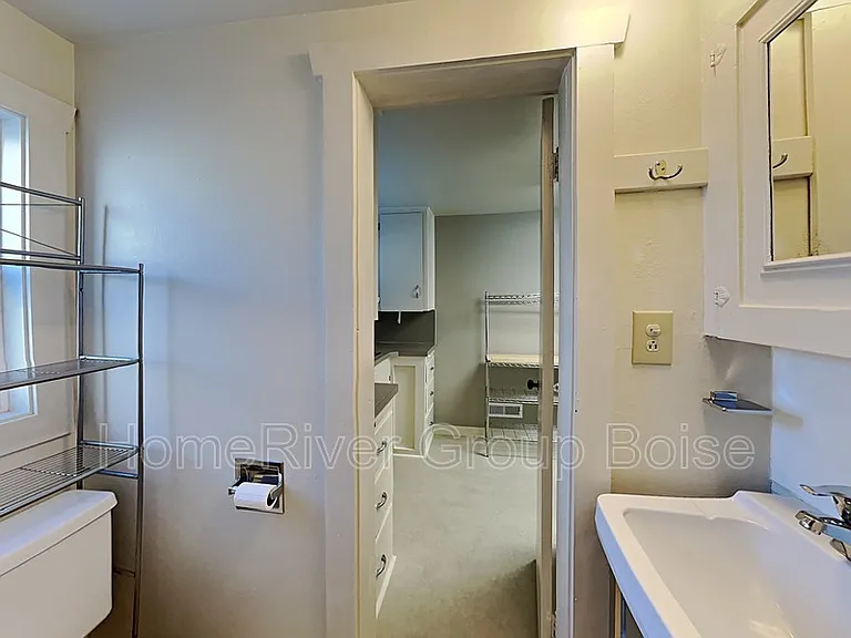 2688 W Grover Ct — Photo 8