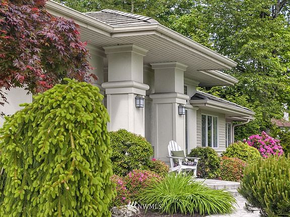 2nd image of 24733 SE Windsor Boulevard