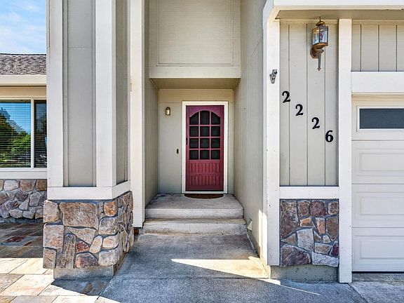 2nd image of 2226 Pimlico Way