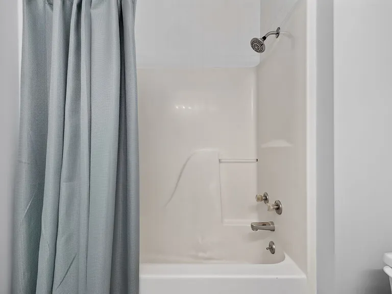 11 Julius Cir — Photo 16
