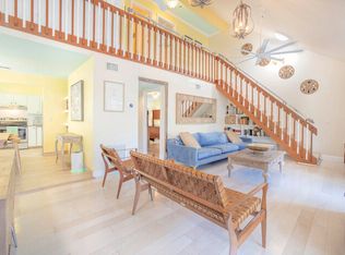 360 Canal Rd, Sarasota, FL 34242