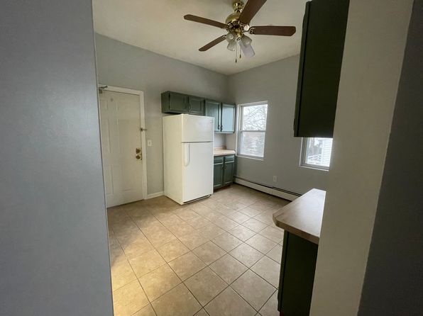 151 Warren Ave APT 3