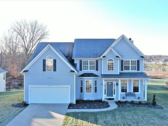 2nd image of 5769 Emerald Lakes Dr