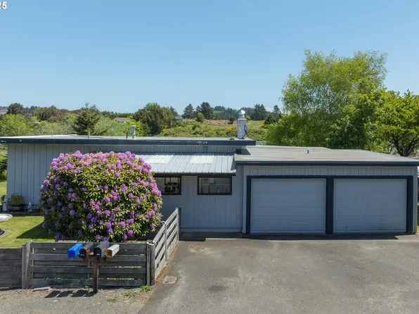 90431 Lewis Rd, Warrenton, OR 97146