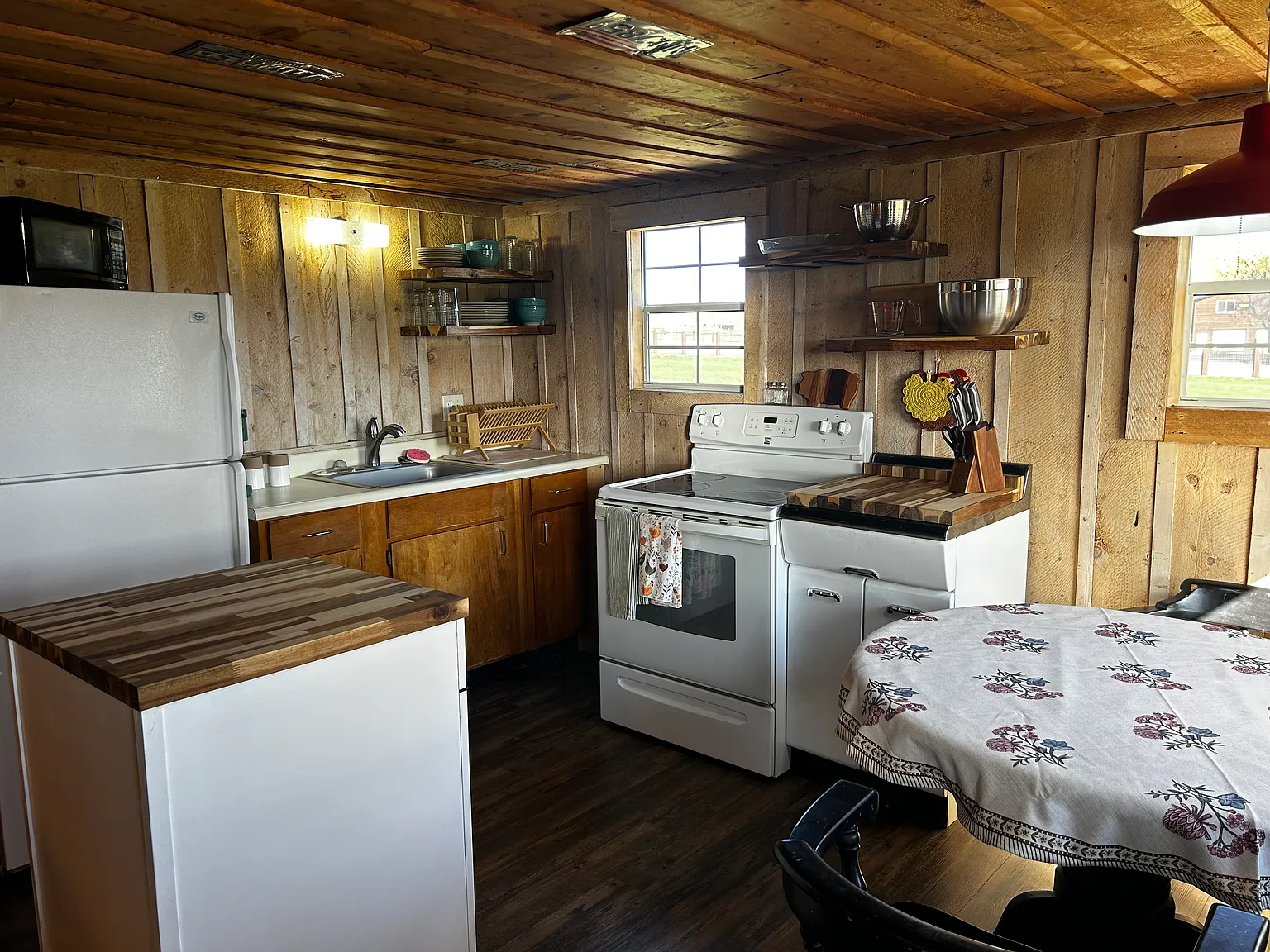 810 Watt Canyon Rd — Photo 1