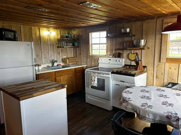 810 Watt Canyon Rd, Thorp, WA 98946