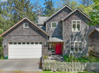 625 N Larch St, Cannon Beach, OR 97110