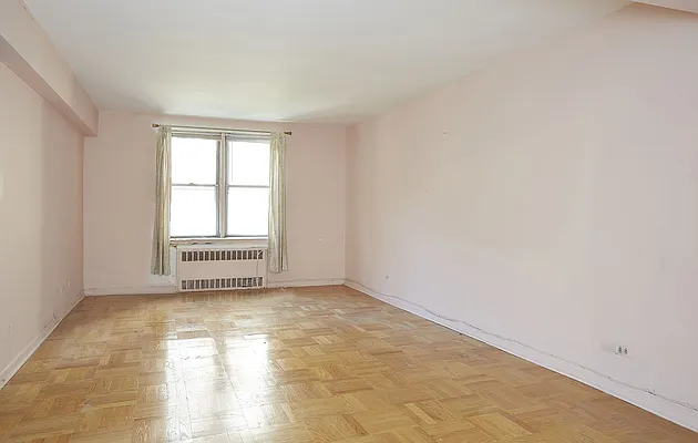 Sold by Stribling | media 1
