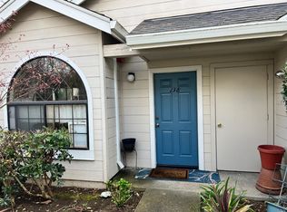 138 Golden Gate Cir, Napa, CA 94558