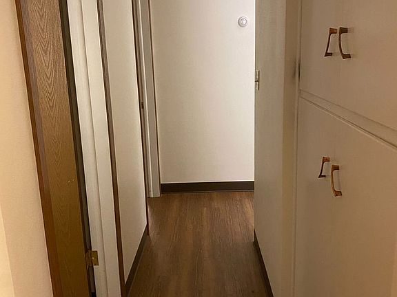 4th image of 142 6th Ave N APT 8