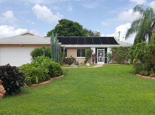 205 SW 38th St, Cape Coral, FL 33914