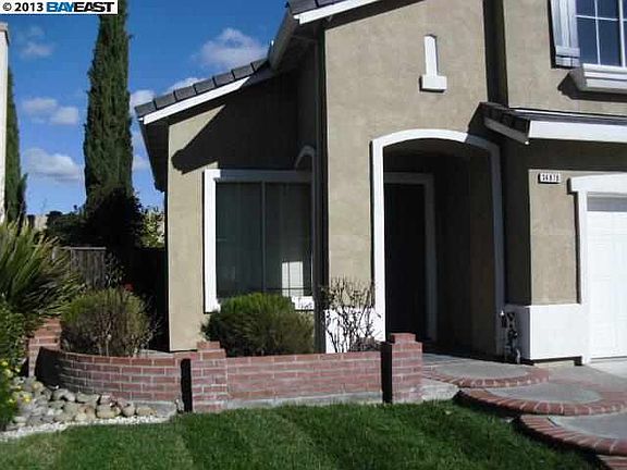 3rd image of 34878 Herringbone Way